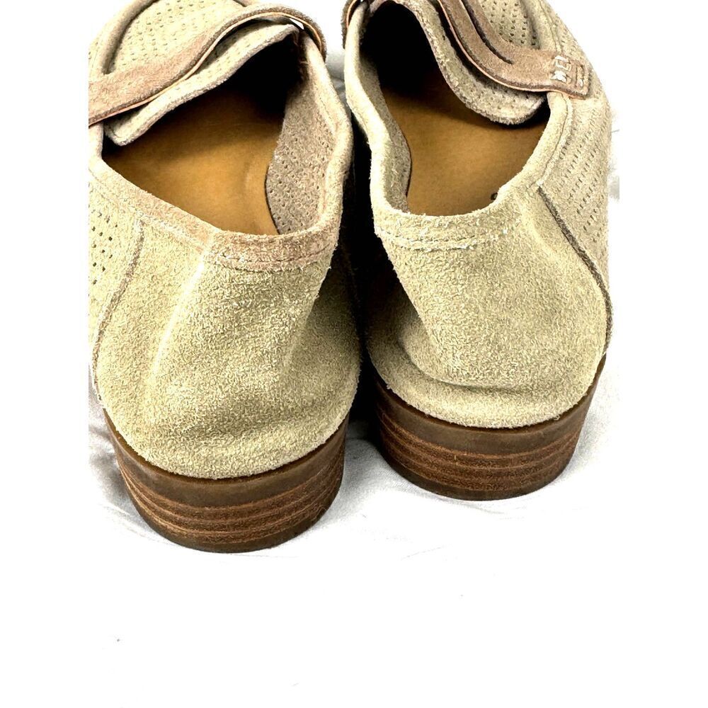 NWOB Lucky Brand Perforated Penny Loafers Beige Size 6 / See Description - Picture 7 of 10